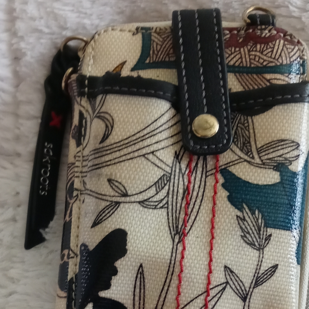 ✳️3/$20✳️ Saks Mini Wristlet Wallet - Picture 3 of 11